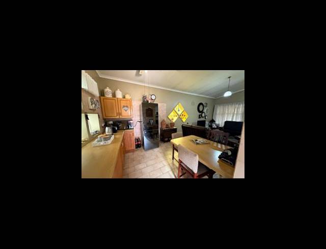 3 BEDROOM TOWNHOUSE FOR SALE IN CLARINA